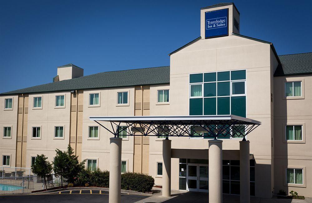 Days Inn & Suites By Wyndham Augusta Near Fort Eisenhower Экстерьер фото